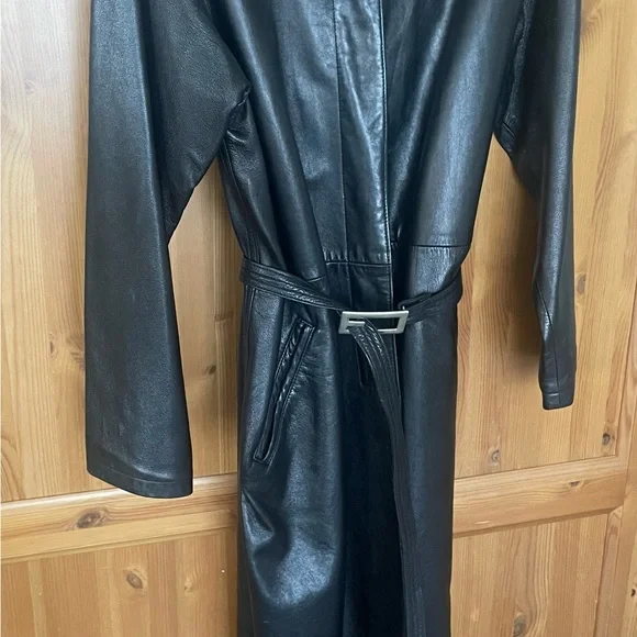 SALE📍📍📍Neto lambskin leather overcoat size small - Picture 2 of 7